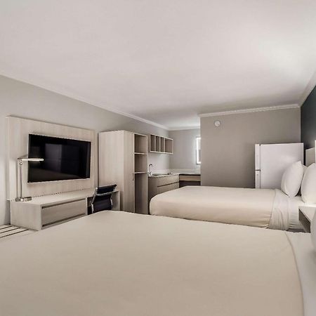 Mainstay Suites Florence Bagian luar foto
