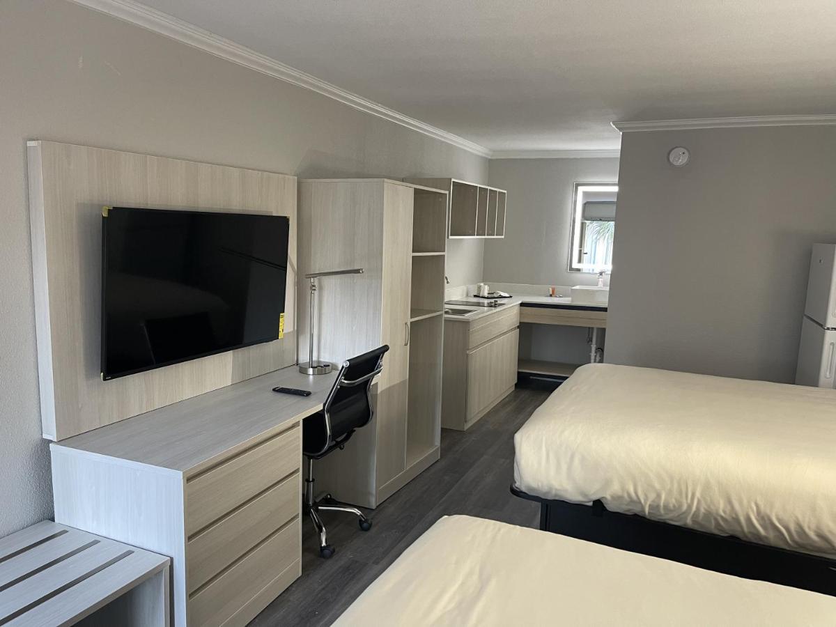 Mainstay Suites Florence Bagian luar foto