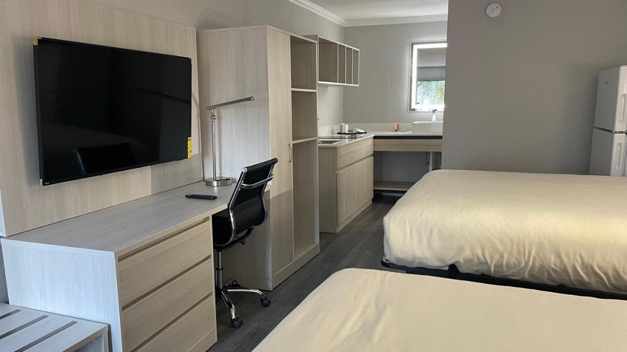 Mainstay Suites Florence Bagian luar foto