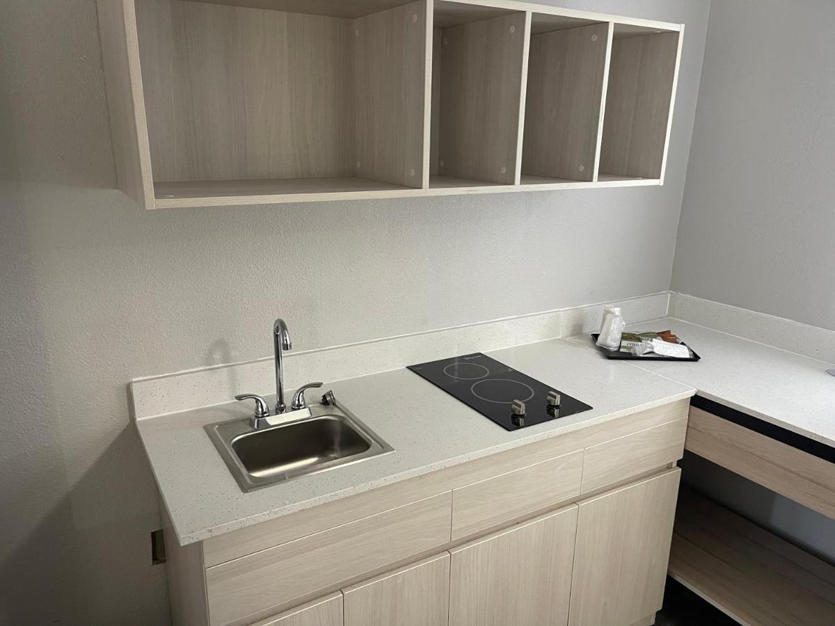 Mainstay Suites Florence Bagian luar foto