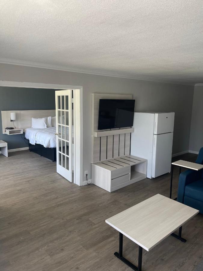 Mainstay Suites Florence Bagian luar foto